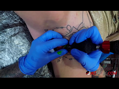 ❤️ Sully Savage oo aad u tattooed ayaa Kintirkeeda ku sawirtay tattoo ️❌  lulataaye%so.killvs.top ️❤
